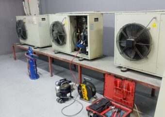 Arnavutköy Endüstriyel Chiller Su Soğutma Firması, Soğuk Hava Deposu Servisi 0212 515 21 76 Teknik Servisi Hizmetleri ,Soğuk Oda Gaz Dolumu Çiller Soğutma Cihazları Uzman Alanda soğutma veya soğutucu ekipmanları olarak Soğuk Hava Bakım Nasıl Yapılır Destek İçin Arayınız Chiller Soğutma Teknik Arıza Hizmetleri Veren Firmamız Size En Yakın Ekiple Hizmetinizde